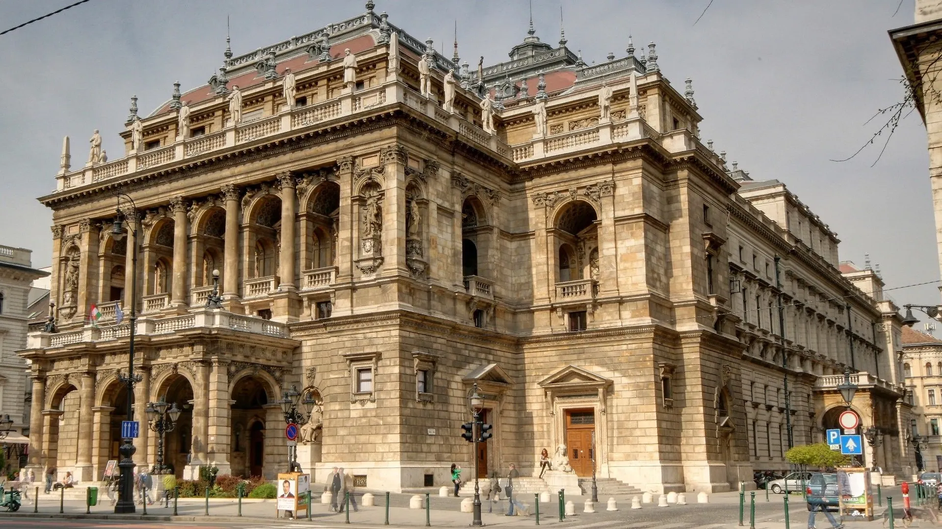 Budapest Opera Minihotel 2*,  Maďarsko